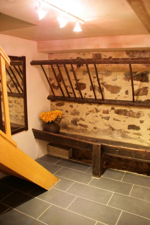 Le Petit Mas D'Ile Bed & Breakfast Saint-Germain-de-Confolens Bilik gambar