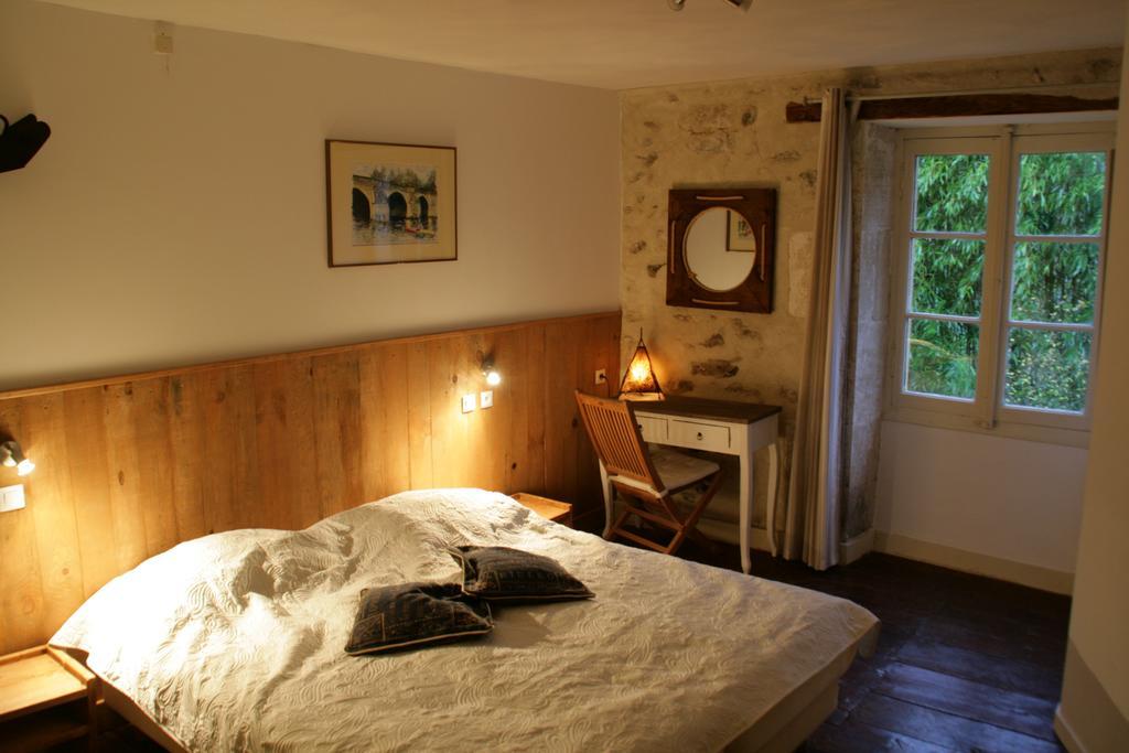 Le Petit Mas D'Ile Bed & Breakfast Saint-Germain-de-Confolens Luaran gambar